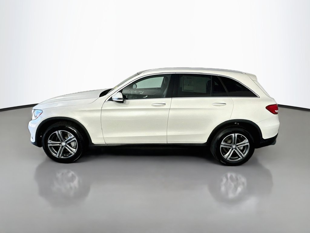Used 2017 Mercedes-Benz GLC 300 image 4