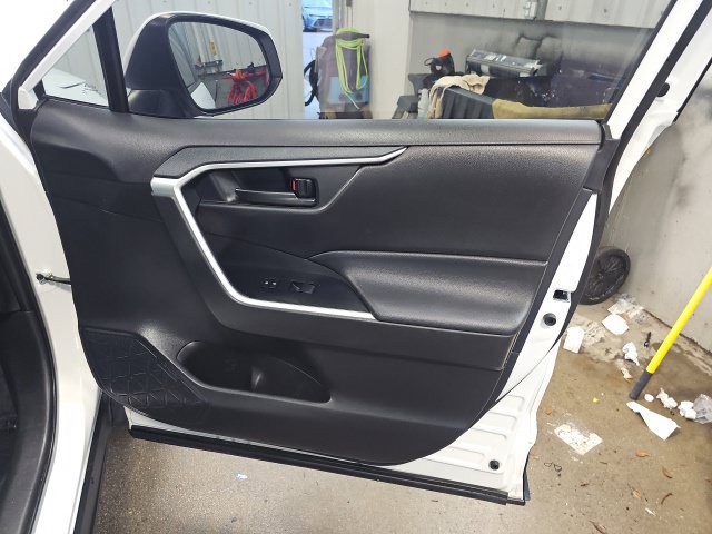 Certified 2025 Toyota RAV4 LE AWD/4WD image 35