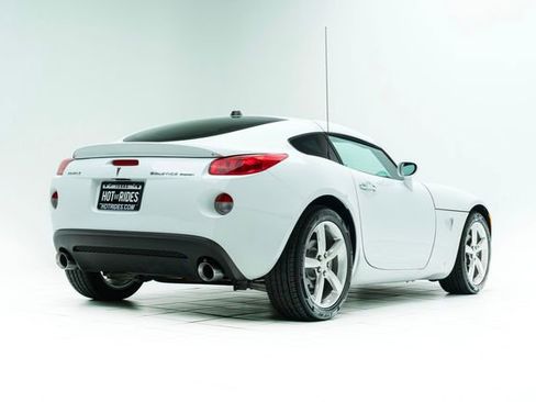Used 2009 Pontiac Solstice GXP image 12