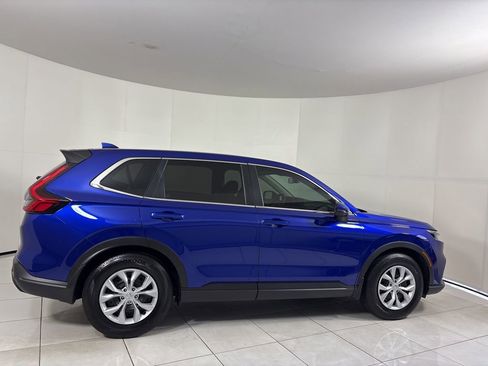 Used 2024 Honda CR-V LX image 6