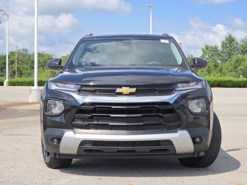 Used 2021 Chevrolet TrailBlazer LT w/ Sun and Liftgate Package FWD image 11