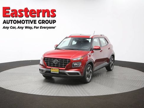 Used 2024 Hyundai Venue SEL FWD image 56