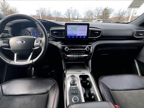 Used 2022 Ford Explorer ST-Line image 13