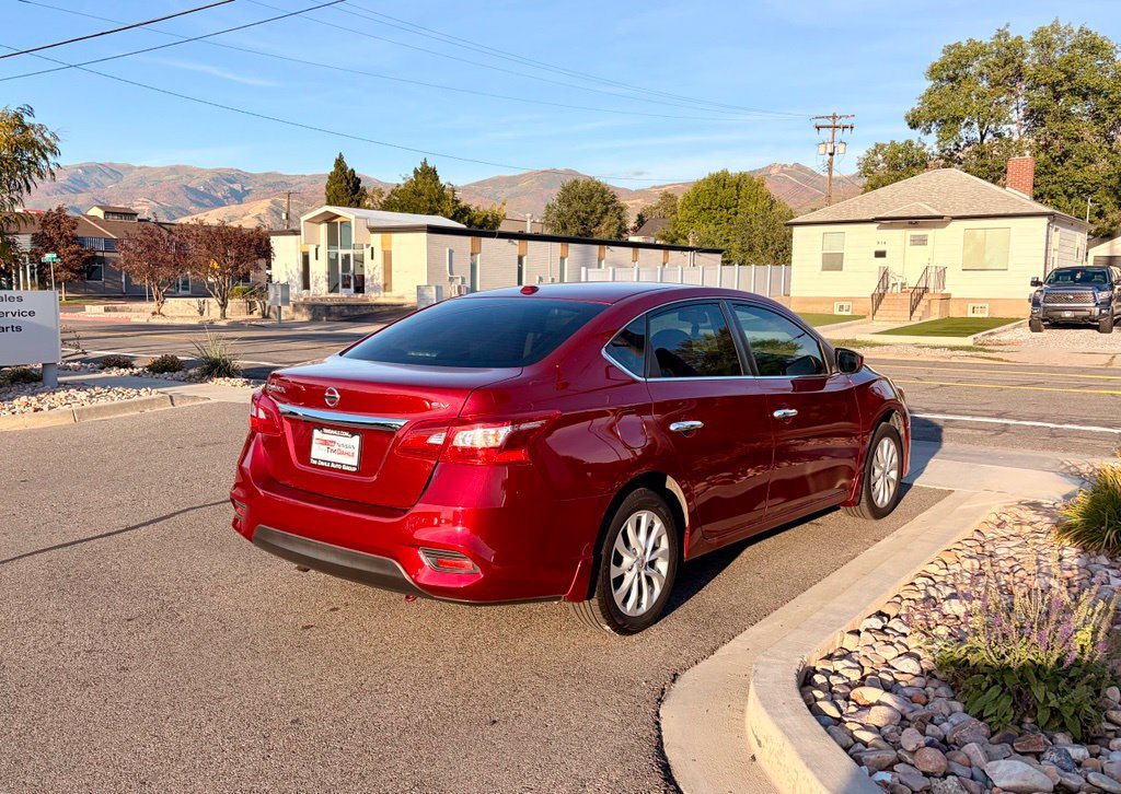 Used 2019 Nissan Sentra SV FWD image 5