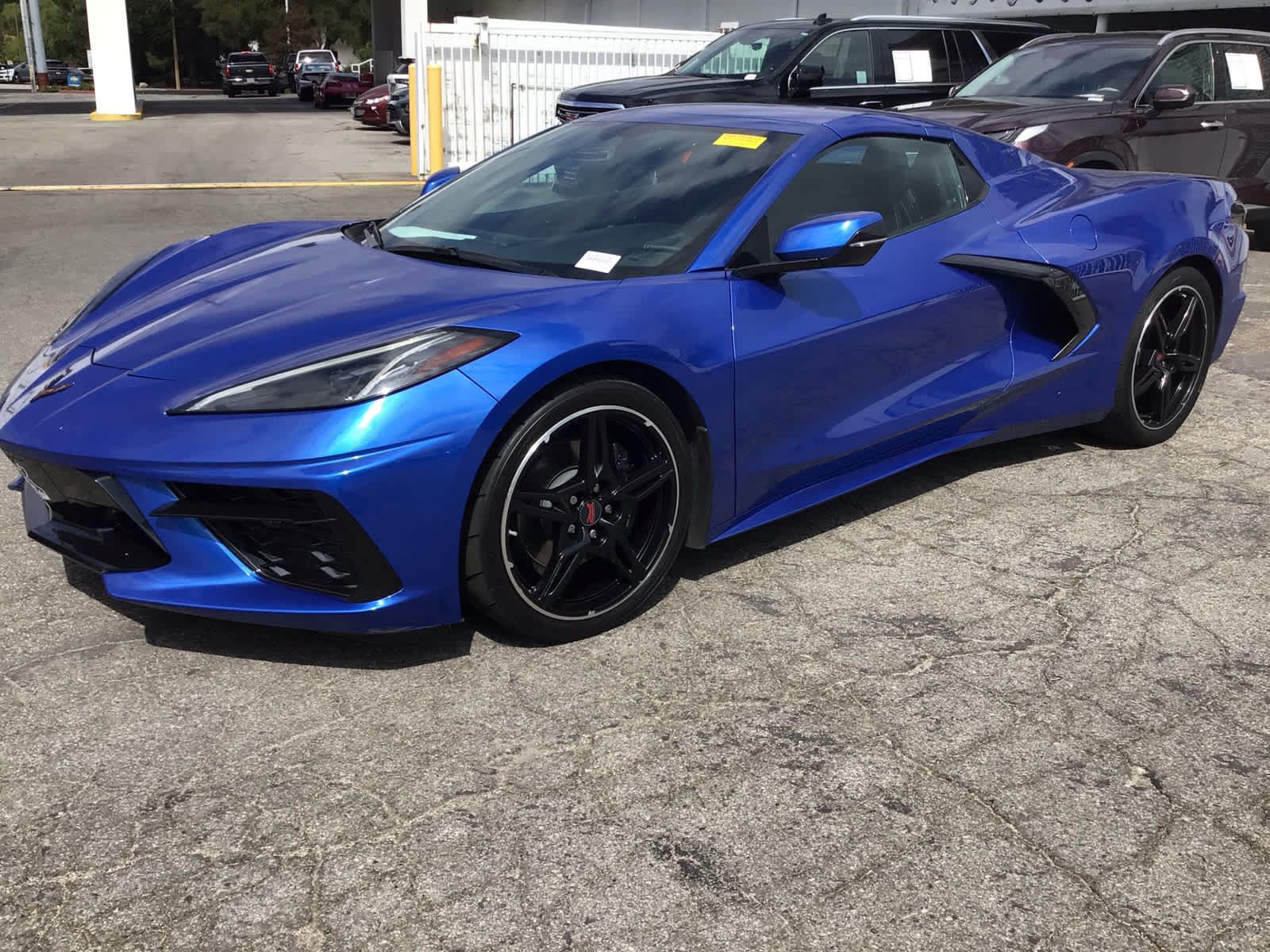 Used 2023 Chevrolet Corvette Stingray Convertible RWD image 2