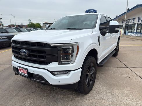 Used 2021 Ford F150 Lariat w/ Equipment Group 502A High AWD/4WD image 1
