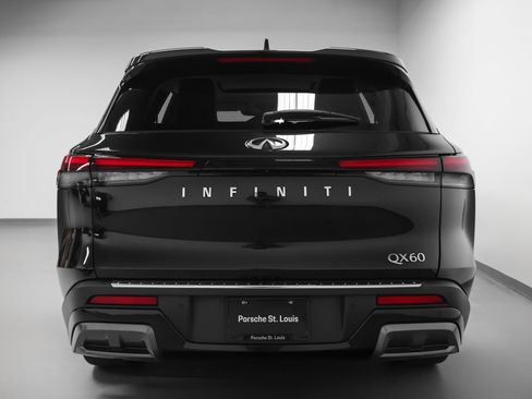 Used 2022 INFINITI QX60 Luxe w/ Cargo Package FWD image 11