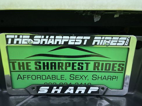 Used 2013 Ford F350 Platinum w/ Platinum Pkg image 12