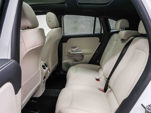 Certified 2023 Mercedes-Benz GLA 250 image 21