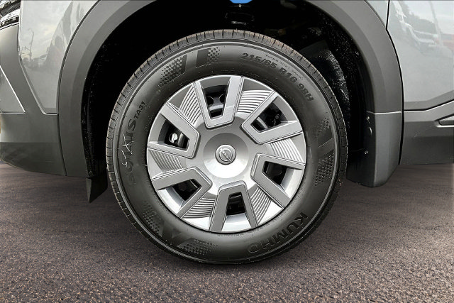 New 2026 Nissan Kicks S FWD image 11