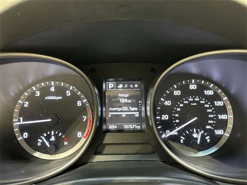 Used 2017 Hyundai Santa Fe Sport image 30