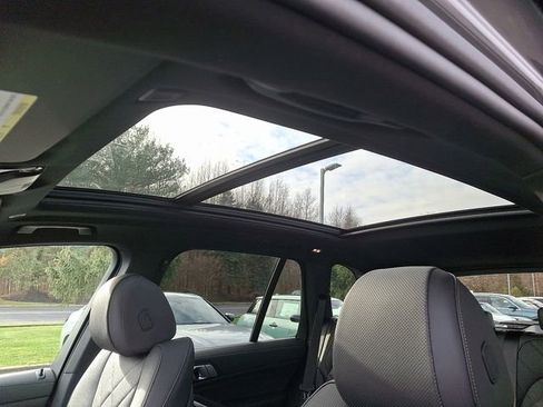 New 2026 BMW X5 xDrive50e w/ M Sport Package image 11