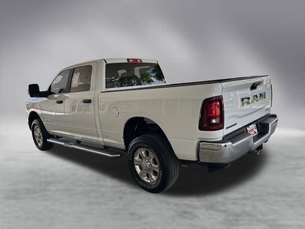 Used 2025 RAM 2500 Big Horn AWD/4WD image 4