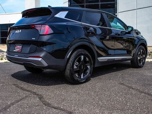 Used 2026 Kia Sportage LX image 6