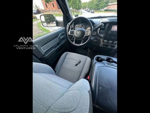 Used 2021 RAM 2500 Big Horn image 18