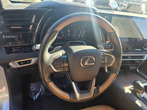 Used 2023 Lexus RX 350 Premium image 26