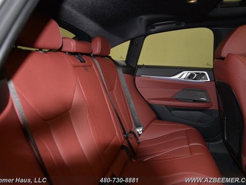 Used 2024 BMW i4 eDrive35 w/ Premium Package image 18