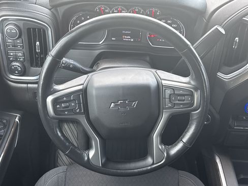 Used 2021 Chevrolet Silverado 1500 LT Trail Boss w/ Bed Protection Package AWD/4WD image 9