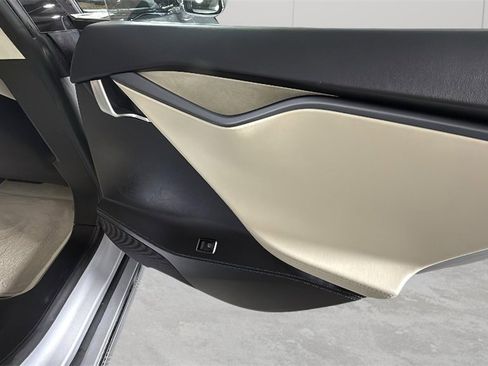 Used 2019 Tesla Model S 100D image 37