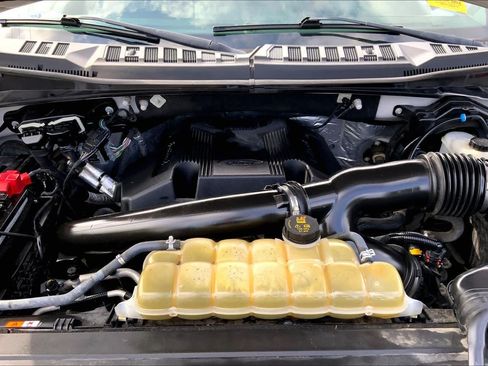 Used 2019 Ford F150 XLT w/ Equipment Group 302A Luxury AWD/4WD image 28