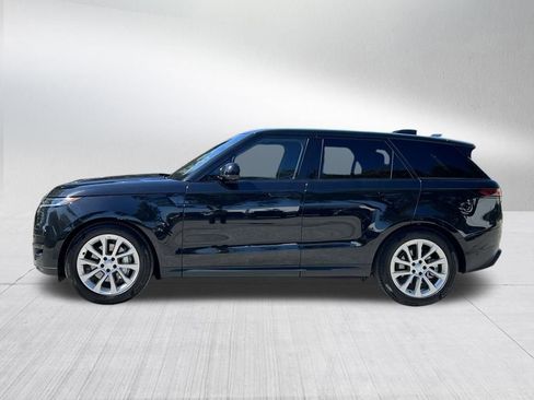 Used 2025 Land Rover Range Rover Sport SE image 8