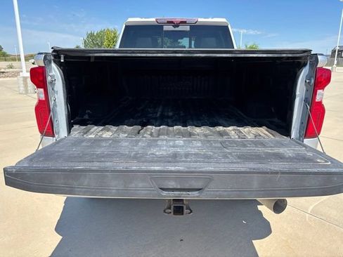 Used 2022 Chevrolet Silverado 2500 High Country w/ Z71 Off-Road Package AWD/4WD image 21