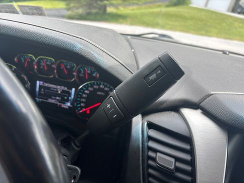 Used 2018 GMC Yukon SLE w/ SLE Value Package AWD/4WD image 27