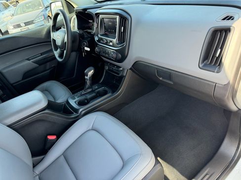 Used 2022 Chevrolet Colorado W/T image 10