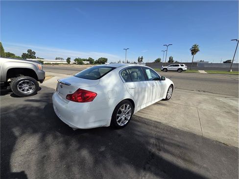 Used 2013 INFINITI G37 Journey w/ Premium Pkg RWD image 5