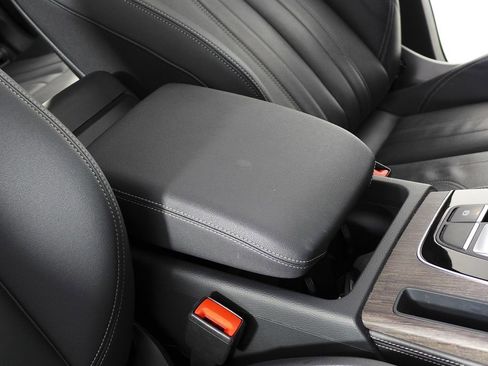 Used 2023 Audi Q5 2.0T Premium Plus w/ Premium Plus Package image 16