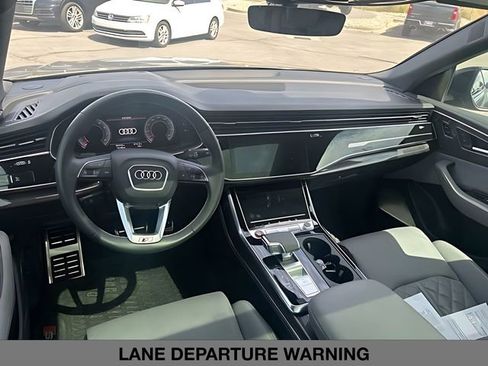Used 2023 Audi SQ8 Prestige AWD/4WD image 20