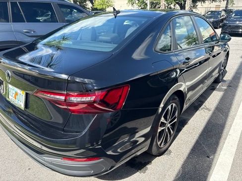 Used 2024 Volkswagen Jetta Sport FWD image 9