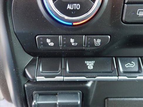 Used 2022 Chevrolet Silverado 2500 LTZ w/ LTZ Convenience Package AWD/4WD image 19