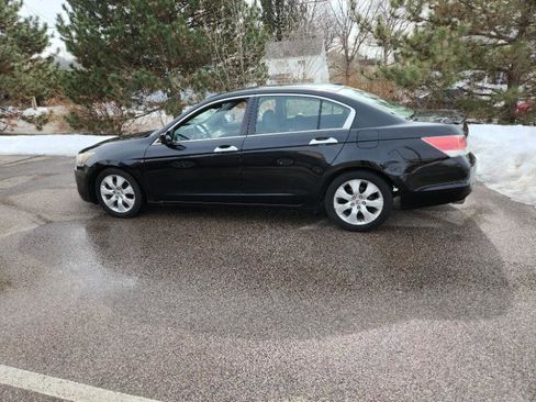 Used 2010 Honda Accord EX-L image 5
