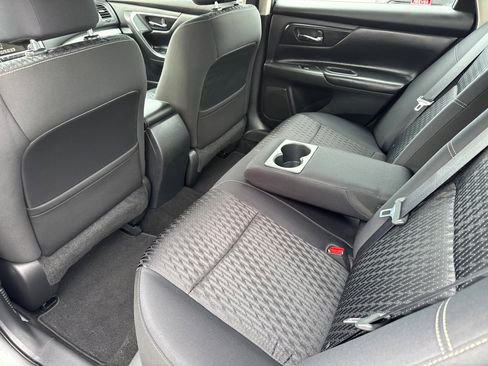 Used 2016 Nissan Altima 2.5 S w/ Power Driver Seat Package image 19