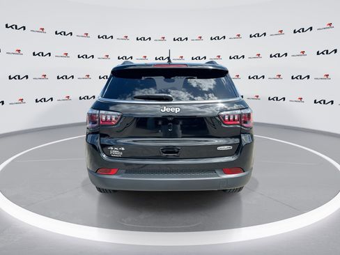 Used 2023 Jeep Compass Latitude image 7