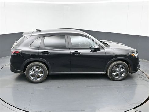 New 2026 Honda HR-V LX image 36