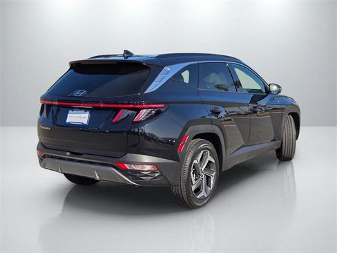 Used 2024 Hyundai Tucson Limited image 4