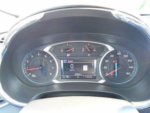 Used 2017 Chevrolet Malibu Premier FWD image 7