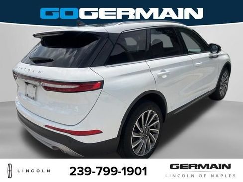 Used 2023 Lincoln Corsair Reserve w/ Equipment Group 201A FWD image 7