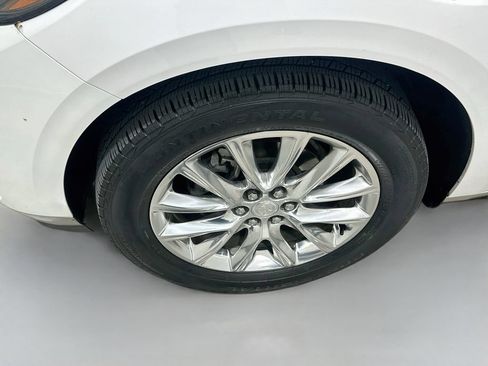 Used 2021 Buick Enclave Essence w/ Sound and Sites Package FWD image 33
