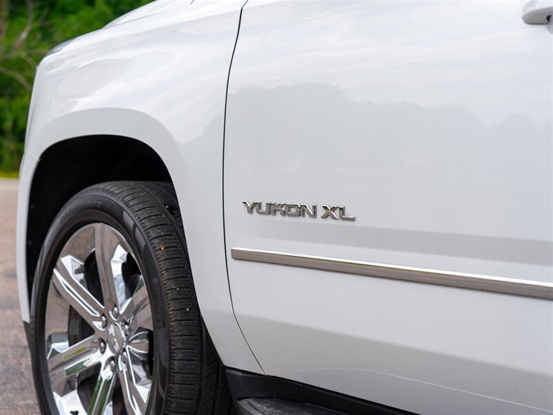Used 2020 GMC Yukon XL SLT w/ Premium Edition AWD/4WD image 12