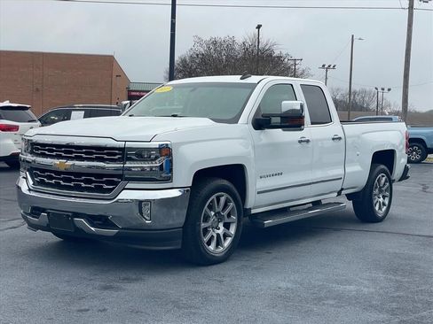 Used 2017 Chevrolet Silverado 1500 LTZ w/ Max Trailering Package image 3