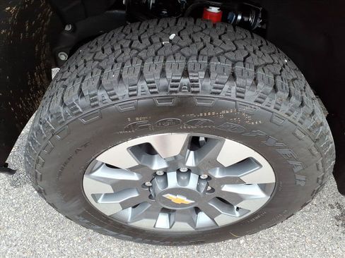 New 2026 Chevrolet Silverado 2500 Custom w/ Custom Convenience Package AWD/4WD image 8