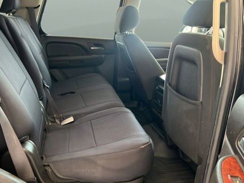 Used 2010 Chevrolet Tahoe LS w/ Interior Plus Package AWD/4WD image 18