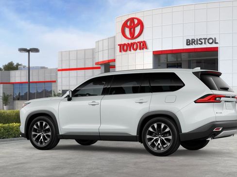 New 2026 Toyota Grand Highlander AWD Hybrid image 24