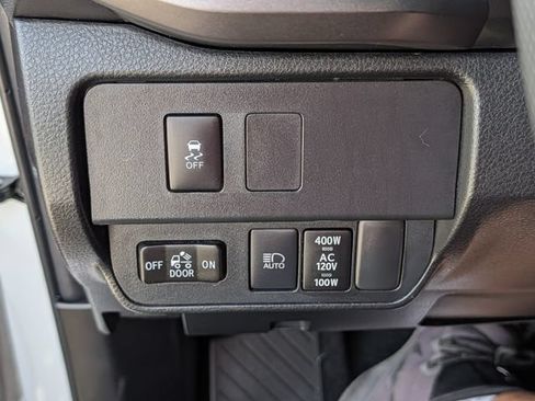 Used 2023 Toyota Tacoma TRD Sport AWD/4WD image 20
