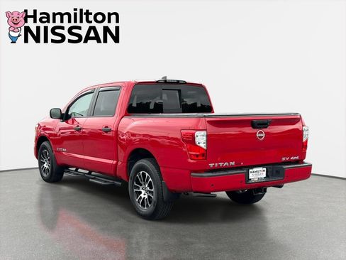 Used 2023 Nissan Titan SV w/ Accessory Utility Package AWD/4WD image 4