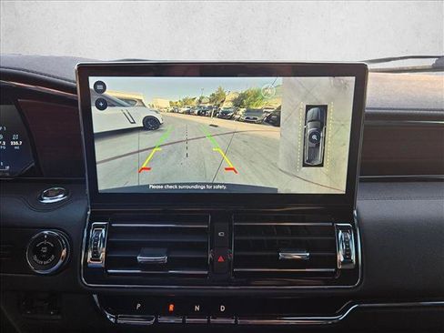 Used 2022 Lincoln Navigator L Reserve AWD/4WD image 14