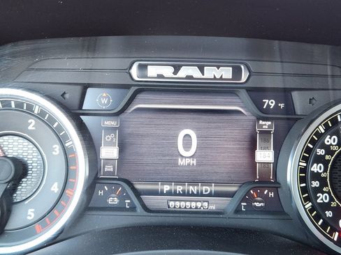 Used 2024 RAM 3500 Laramie w/ Night Edition AWD/4WD image 17